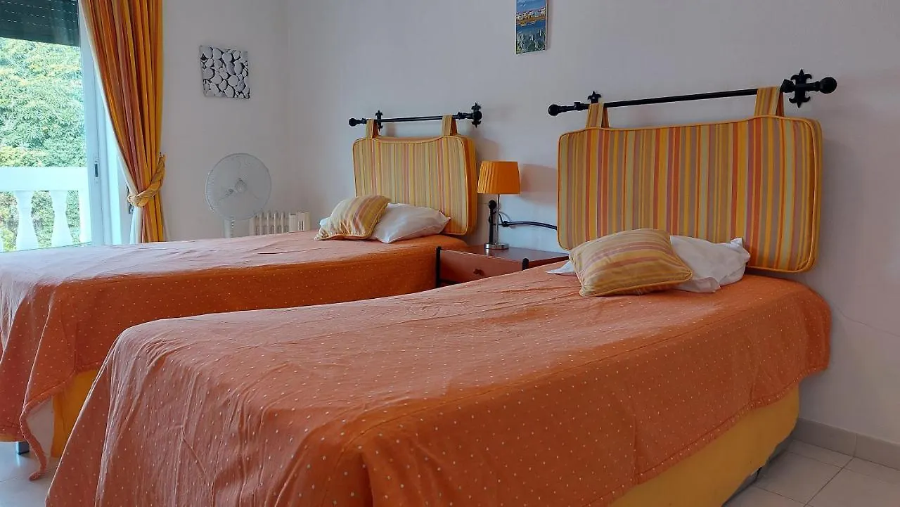 Апарт-отель Luz Ocean Club Apartments