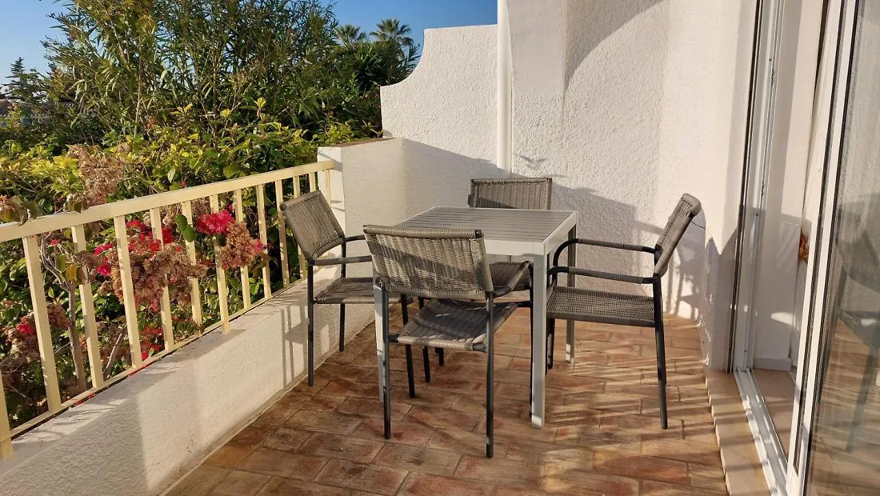 Luz Ocean Club Apartments