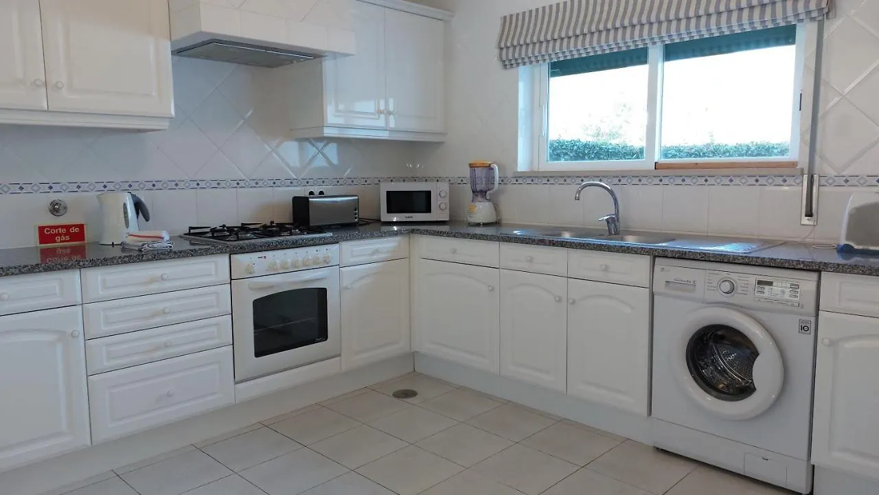 Luz Ocean Club Apartments 4*, Praia Da Luz Португалия